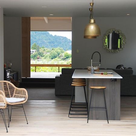 Lake View Okareka - Lake Okareka Holiday Home Lake Tarawera 외부 사진